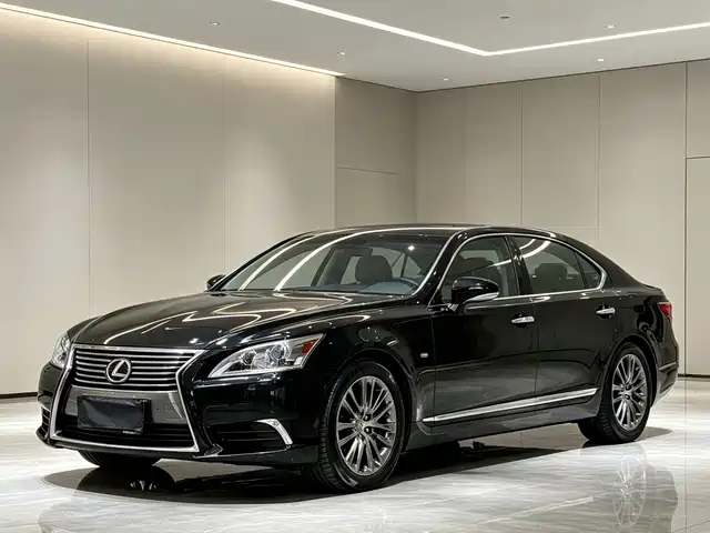 Lexus Lexus LS 2013