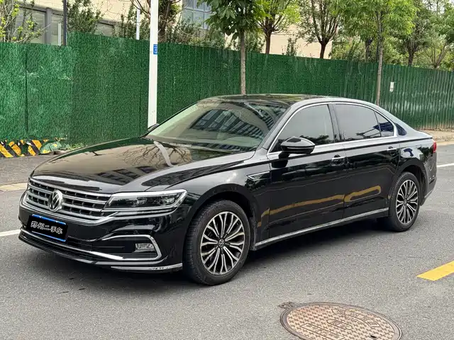 Volkswagen Volkswagen Phideon 2023