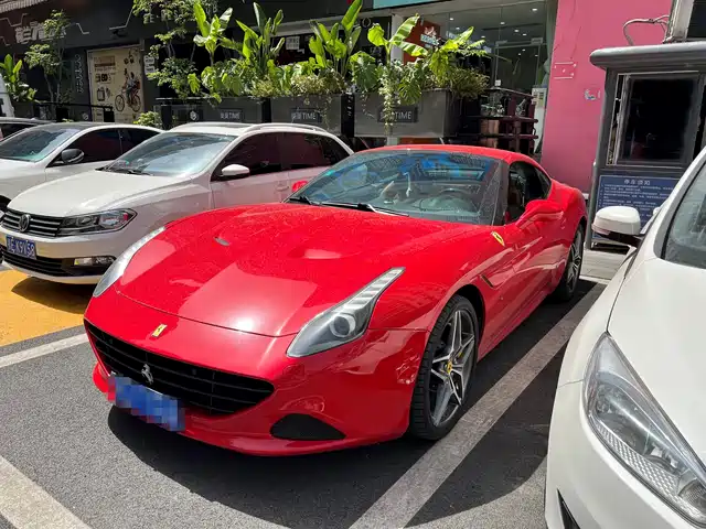 Ferrari California T 2016