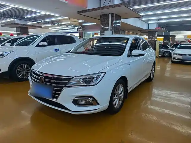 Roewe Roewe i5 2019