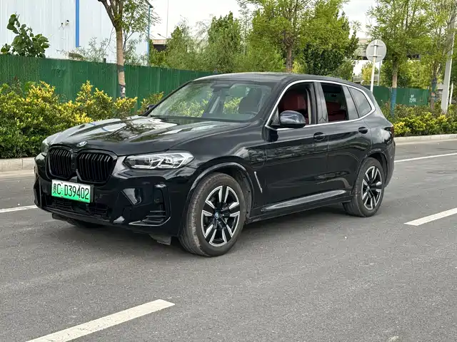 BMW BMW iX3
