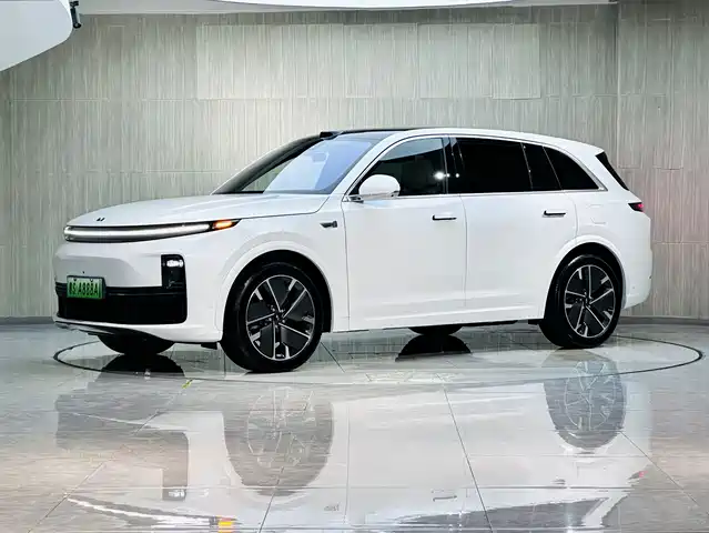 Li Auto Li Auto L7 2025