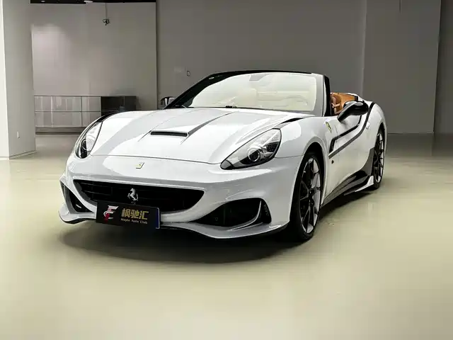 Ferrari California T 2013