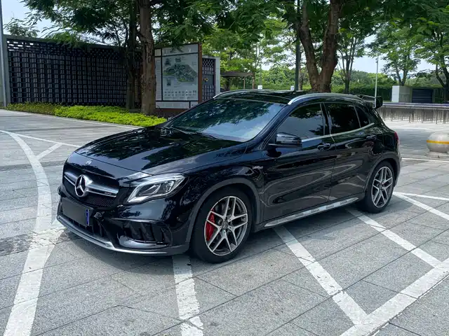 Mercedes-Benz Mercedes-Benz GLA AMG
