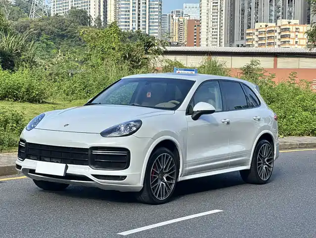 Porsche Cayenne 2016