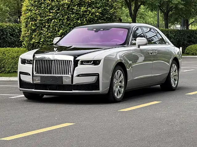 Rolls-Royce Ghost 2023