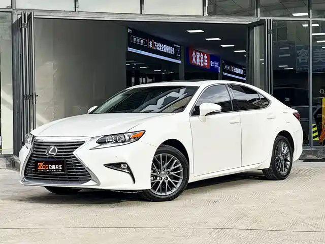 Lexus Lexus ES 2017