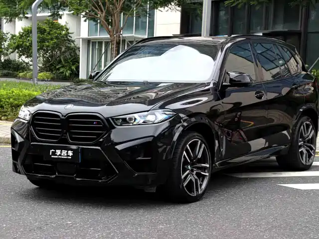 BMW BMW X5 M 2024