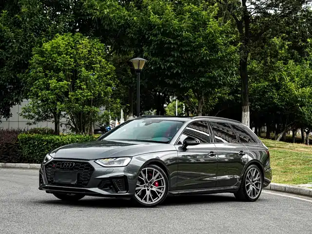 Audi Audi S4
