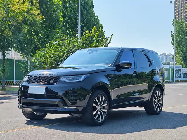 Land Rover Discovery 2024