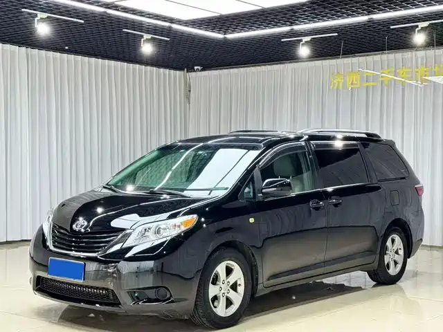 Toyota Toyota Sienna 2015