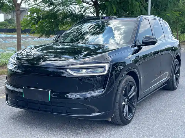 AITO Wenjie AITO M7