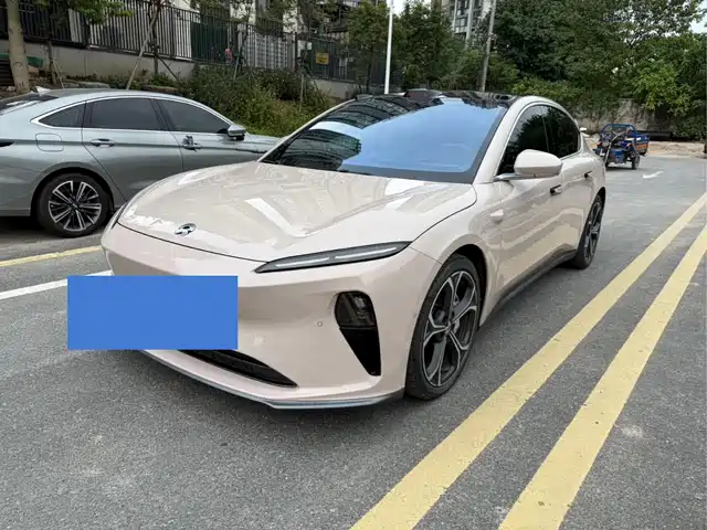 NIO NIO ET5 2023