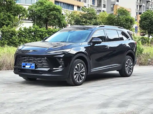 Buick Envision Plus 2024