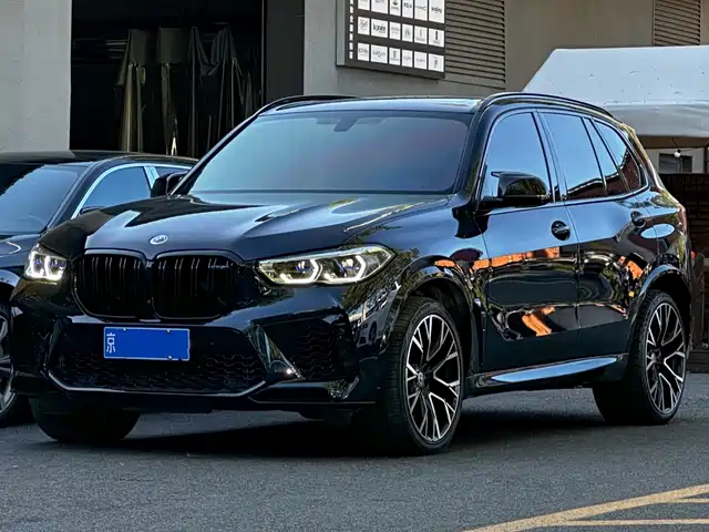 BMW BMW X5 M 2023