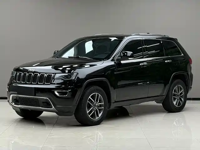 Jeep Grand Cherokee (Import)