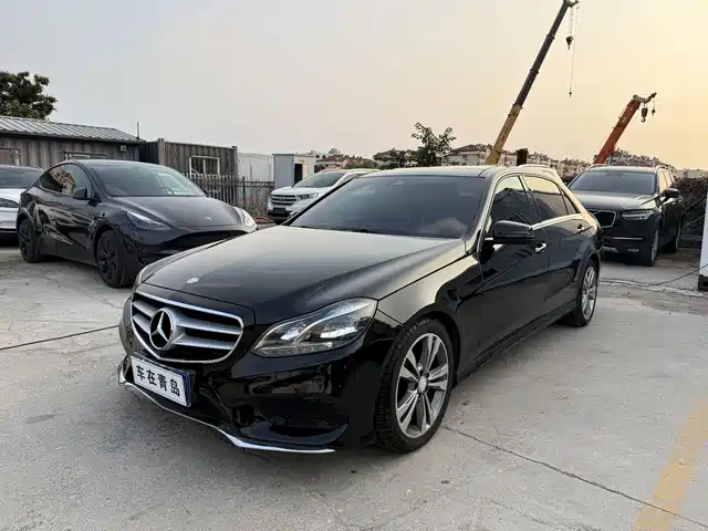 Mercedes-Benz Mercedes-Benz E-Class 2015