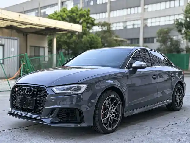 Audi Audi S3 2019