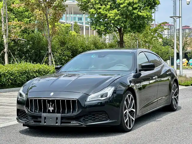 Maserati Quattroporte 2016
