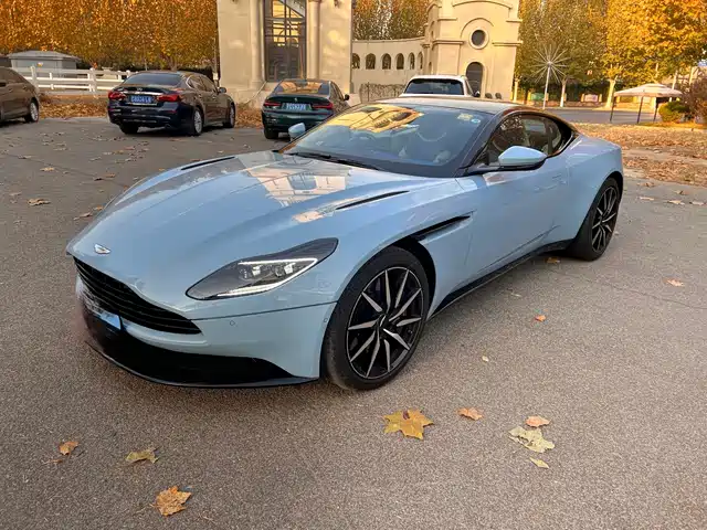 Aston Martin Aston Martin DB11 2018