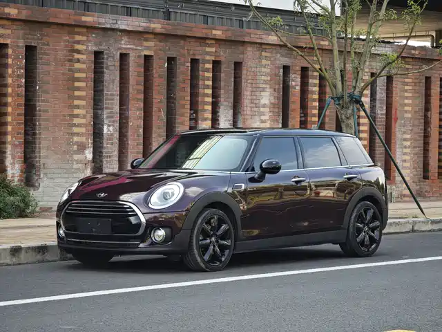 MINI MINI CLUBMAN 2017