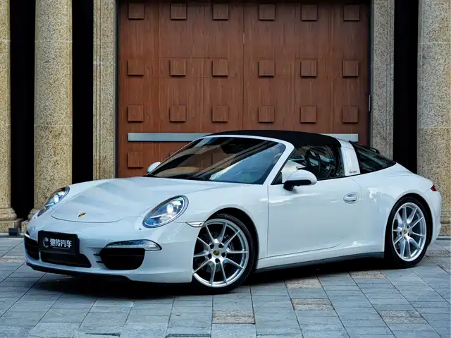 Porsche Porsche 911 2016