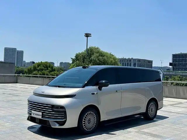 Geely Galaxy Galaxy V900