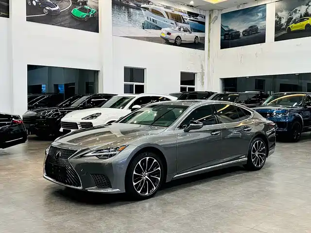 Lexus Lexus LS 2022