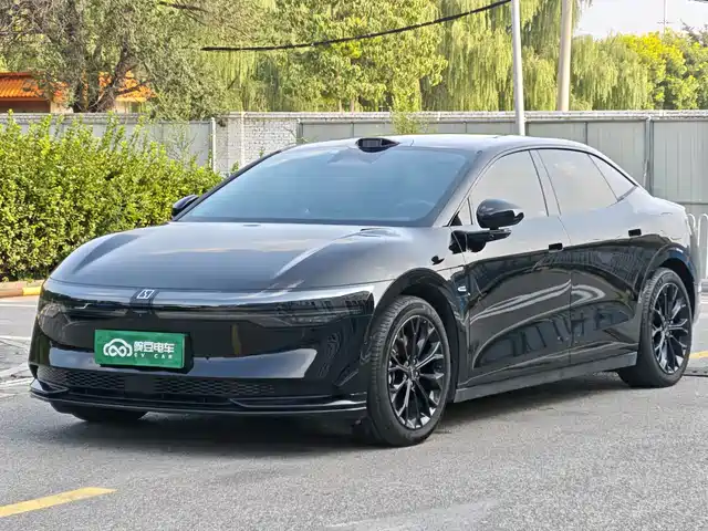 ZEEKR Zeekr 007