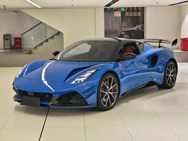 Lotus Cars EMIRA 2024