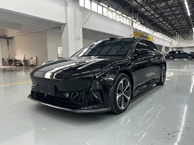 NIO NIO ET5T 2024