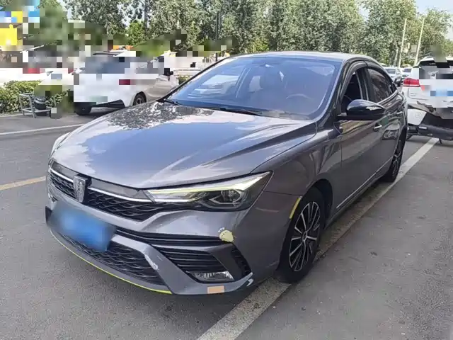 Roewe Roewe i5 2021