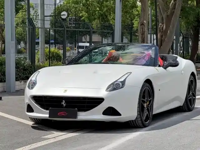 Ferrari California T 2016