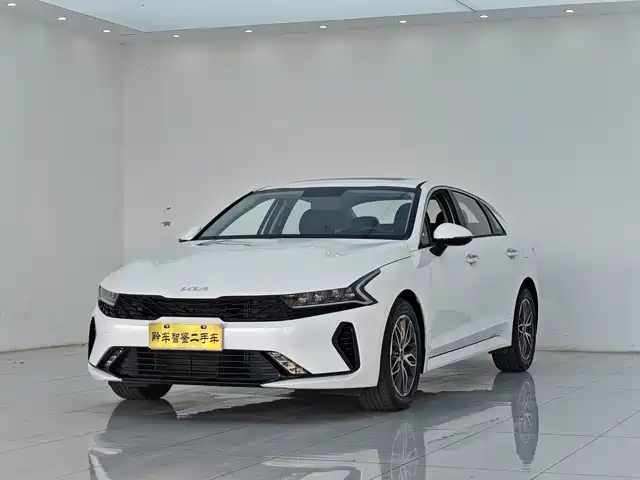 Kia Kia K5