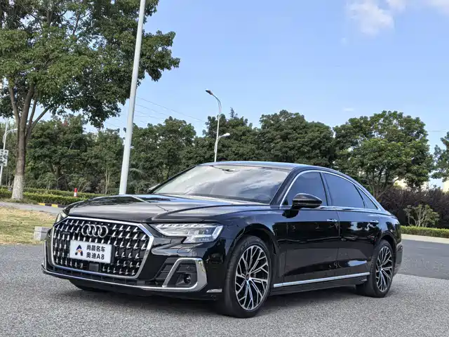 Audi Audi A8