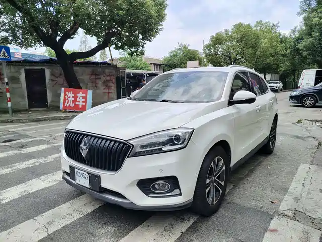 Borgward Borgward BX7 2016