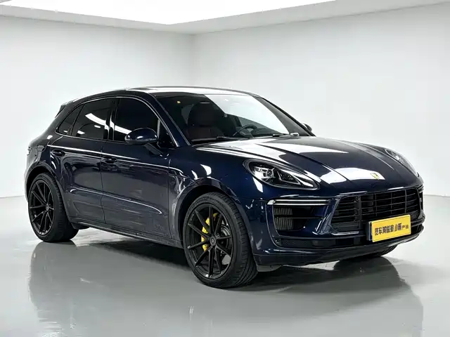 Porsche Macan 2021