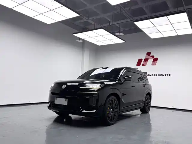 Denza Denza N9