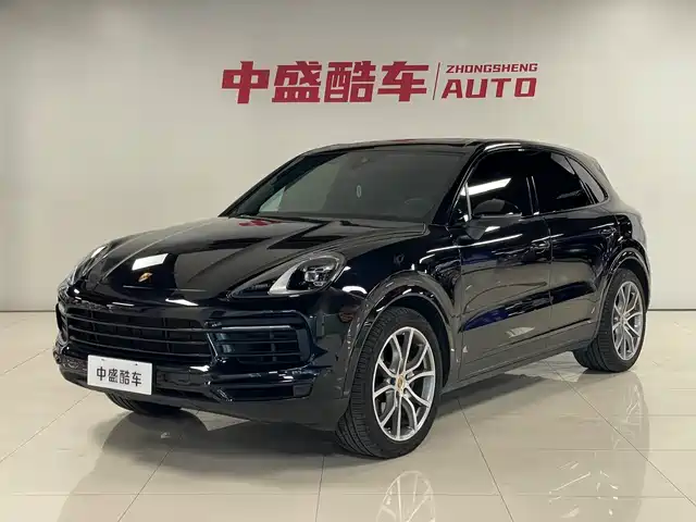 Porsche Cayenne 2021