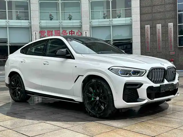 BMW BMW X6 2022