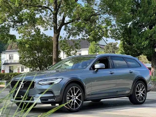 Volvo Volvo V90 2020