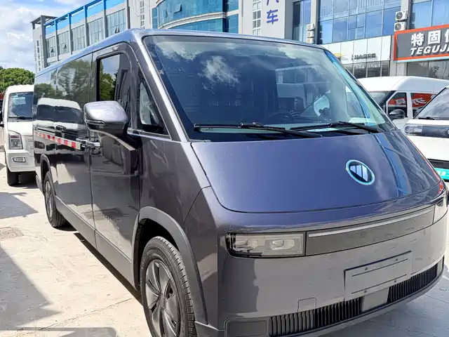 Foton Fengjing i7
