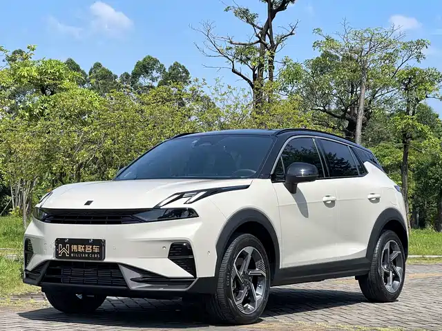 Lynk & Co Lynk & Co 06