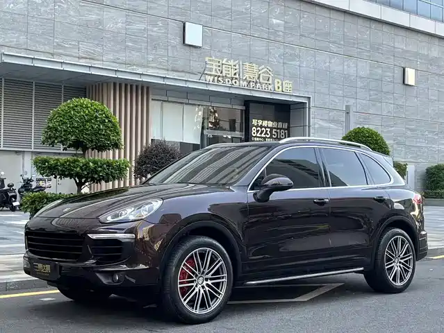 Porsche Cayenne 2015