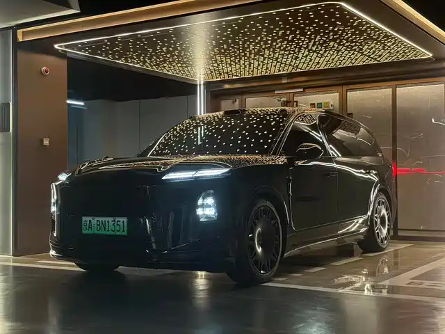 NIO NIO ES8 2026