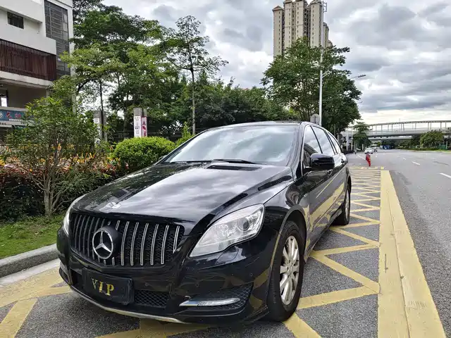 Mercedes-Benz Mercedes-Benz R-Class