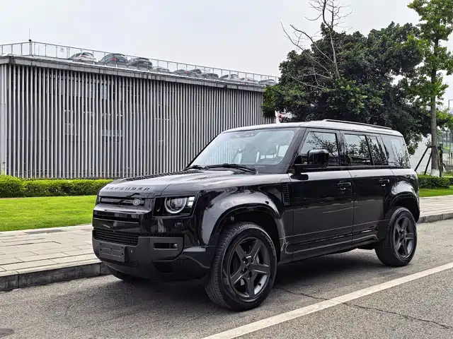Land Rover Land Rover Defender 2026