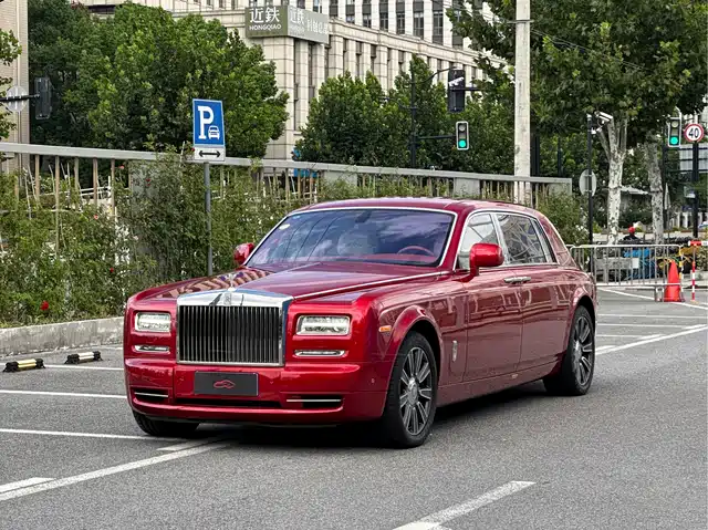 Rolls-Royce Phantom 2016