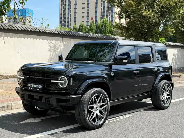 Ford Ford Bronco