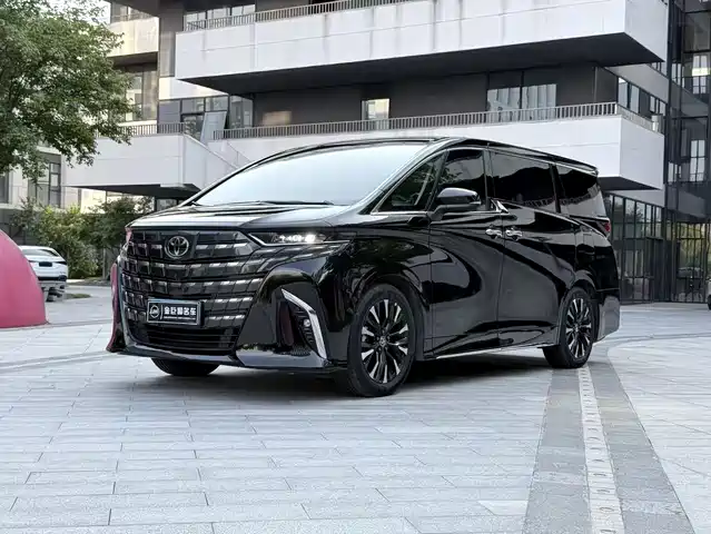 Toyota Alphard 2024